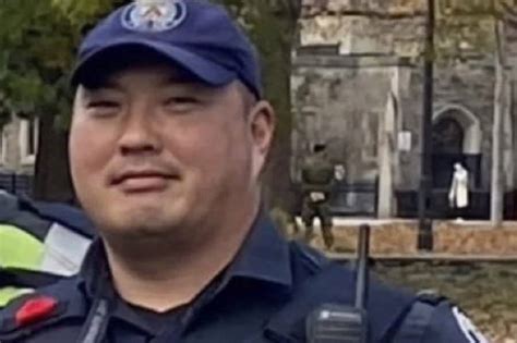 toronto police officer killed in mississauga